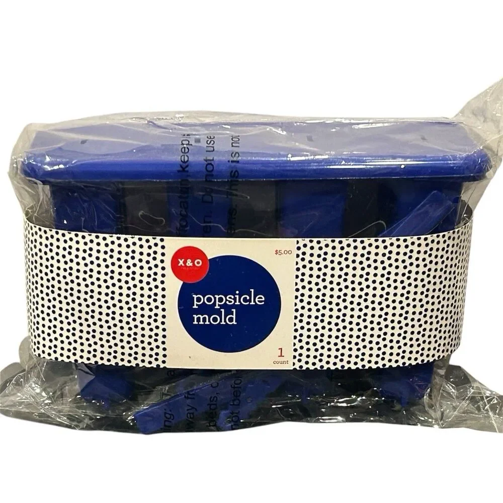 Design Group X&O Baking Cups, Cookie Cutters and 2 Popsicle Molds